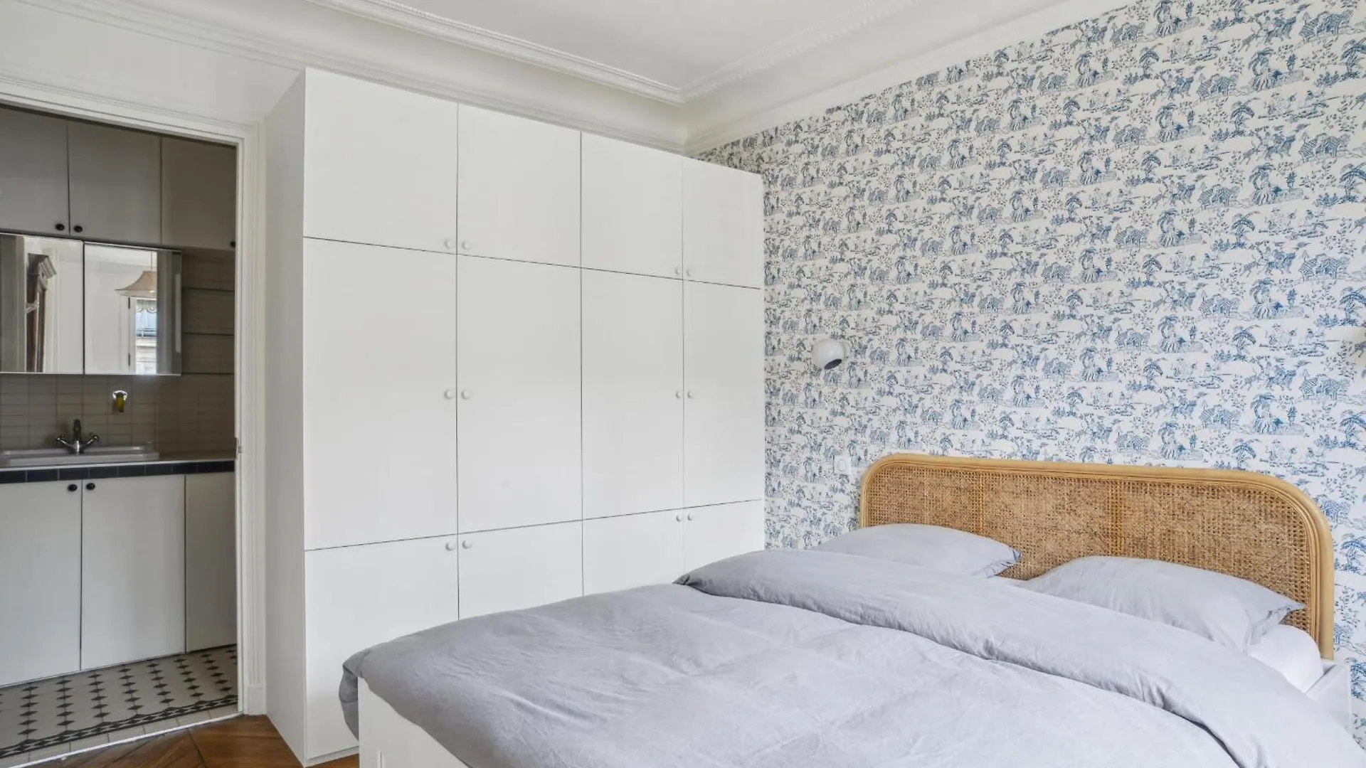Liege - C Mercier 1Bdr - B'Your Home Paris