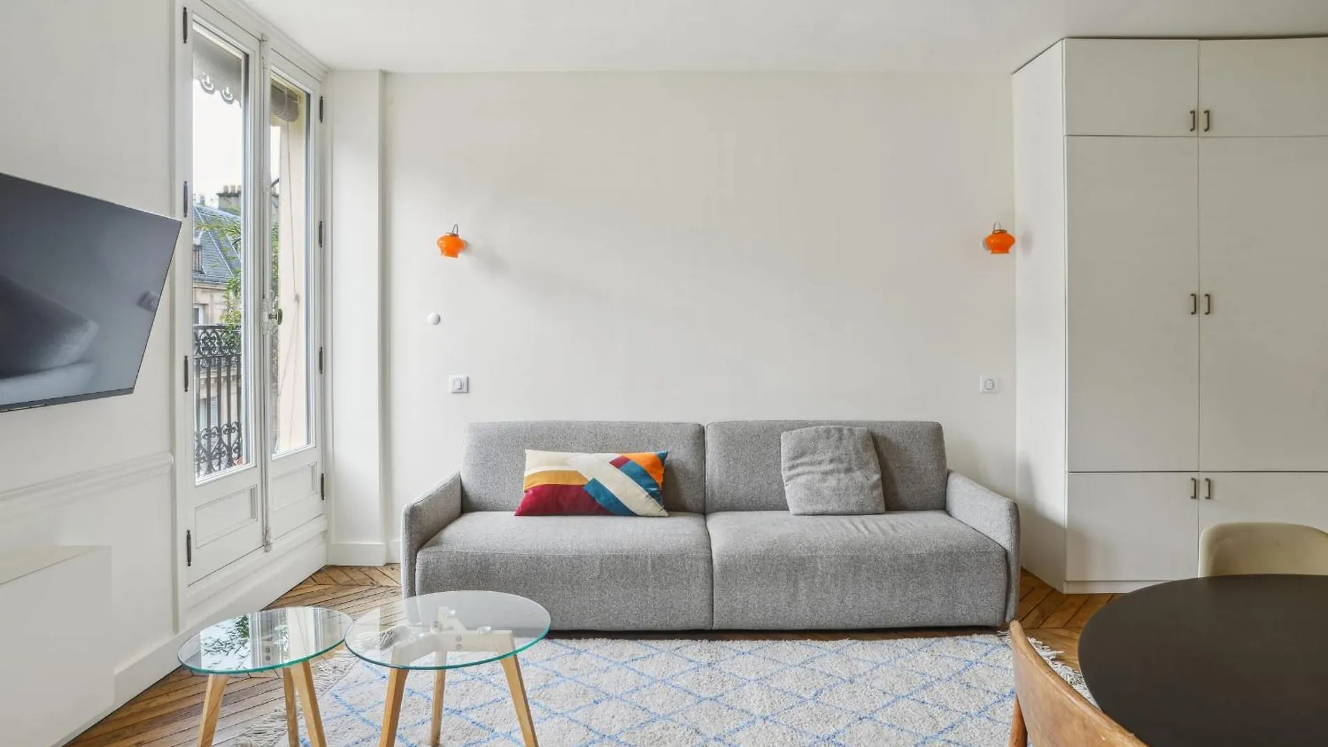Apartment Liege - C Mercier 1Bdr - B'Your Home Paris