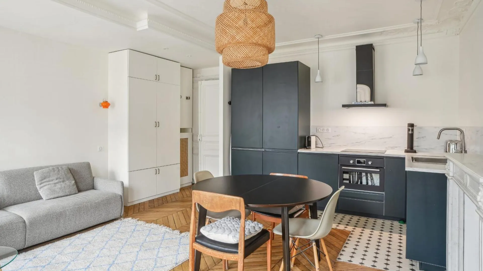 Liege - C Mercier 1Bdr - B'Your Home Paris Apartment